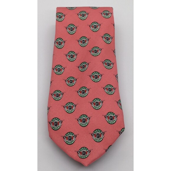 VINEYARD VINES Silk Men's Tie. Pink Custom Collection Necktie. EUC 60" x 3 3/8" - Picture 1 of 6